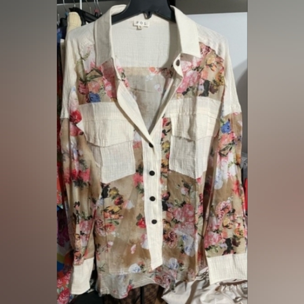 P.o.l Exposed Pockets Floral Shirt In Size Large. - Picture 10 of 13